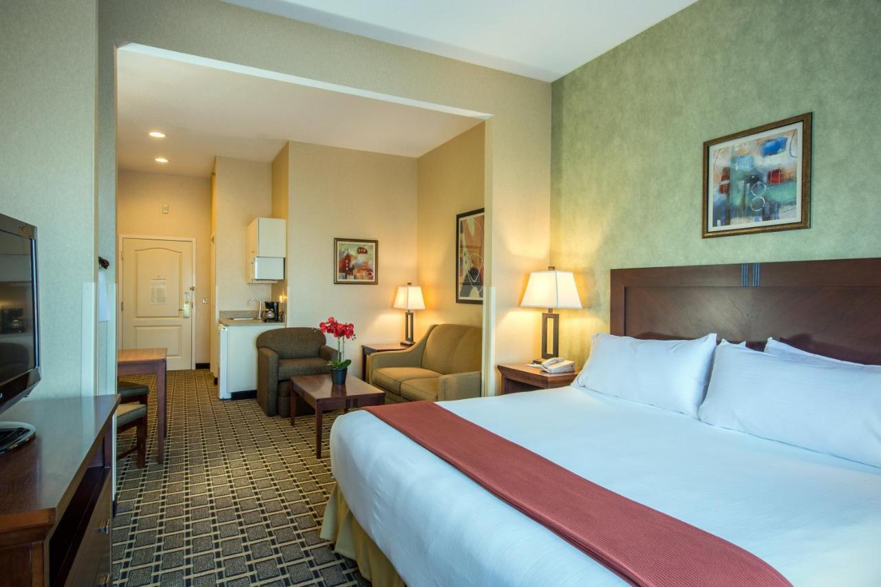 Holiday Inn Express Hotel & Suites Youngstown North-Warren/Niles, An Ihg Hotel Esterno foto
